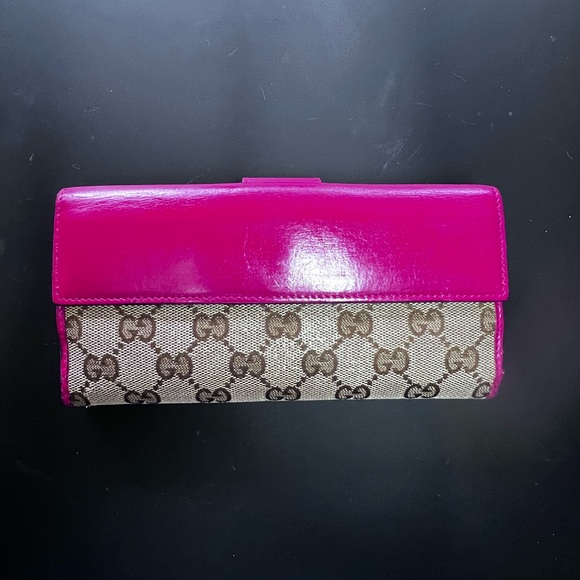 Gucci Beige and Magenta  Women's Wallet - Picture 3 of 13